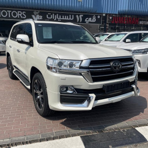 TOYOTA LANDCRUISER VXR 5.7 GRAND TOURING MODEL 2021 KM 53000 SERVICE CONTRACT UNTIL 80000KM WARRANTY UNTIL 16/11/2025 FROM ALFUTTAIM