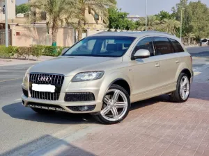 2013 Audi Q7 in dubai