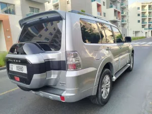 2017 Mitsubishi Pajero