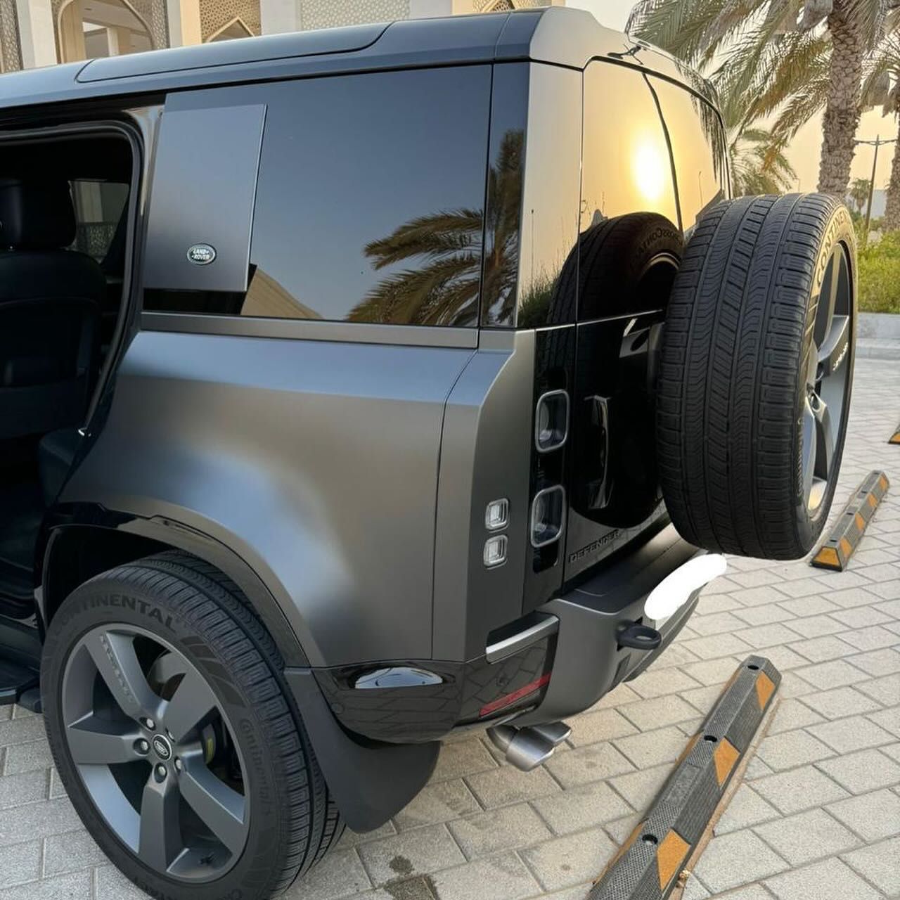 2023 Land Rover Defender