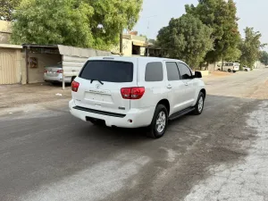 2015 Toyota Sequoia