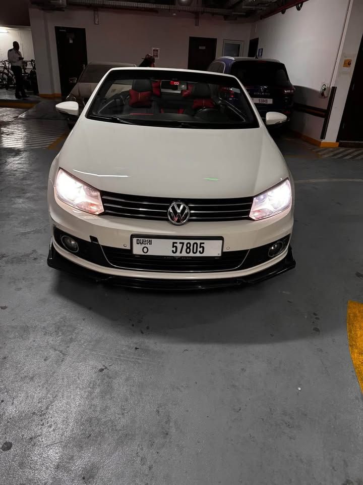 2014 Volkswagen EOS in dubai