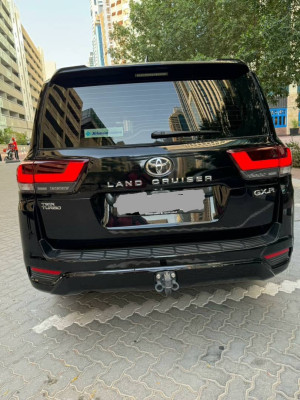 2023 Toyota Land Cruiser