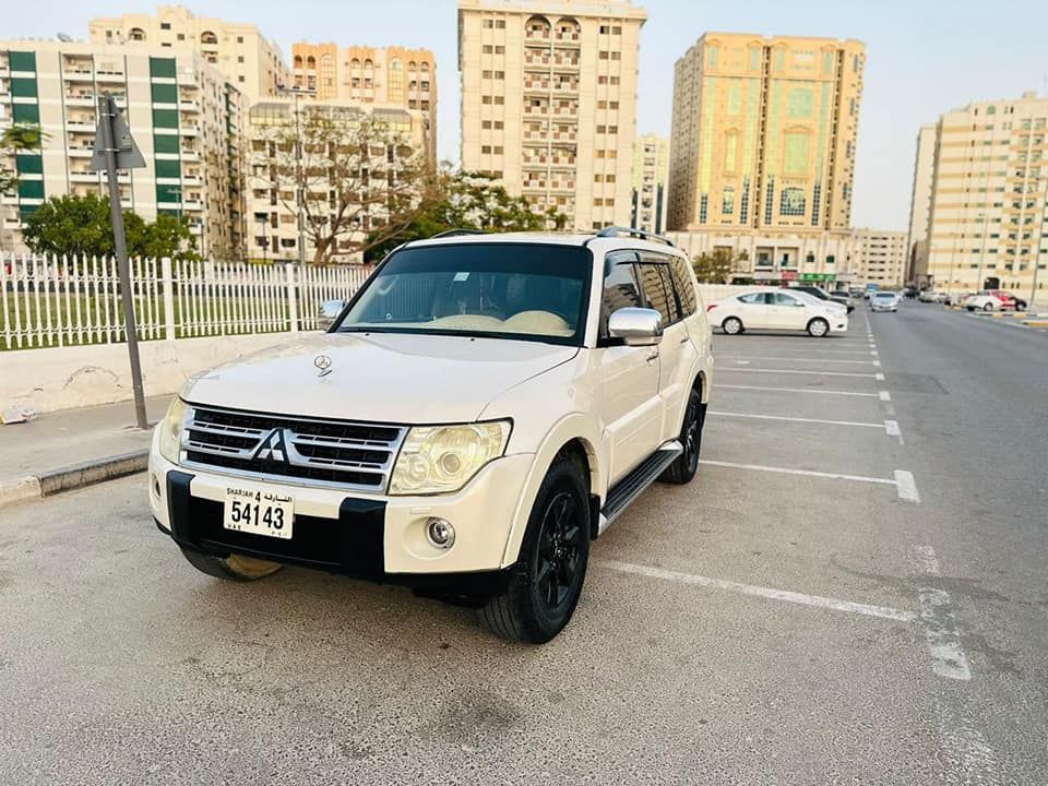 2009 Mitsubishi Pajero in dubai