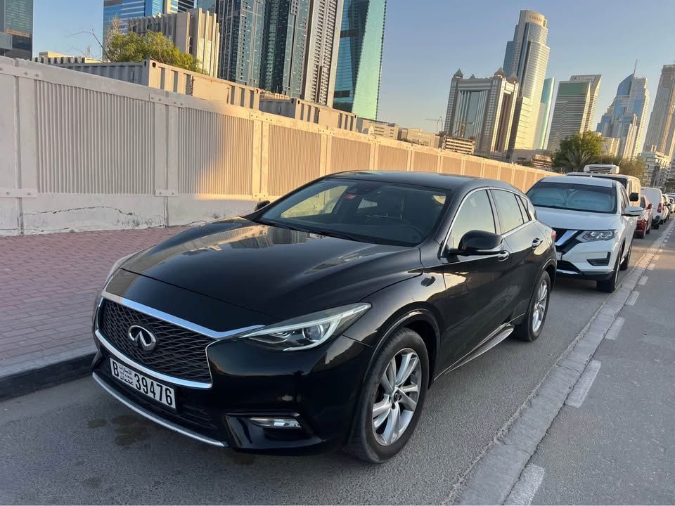 2017 Infiniti Q30