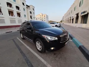 2013 Infiniti JX35 in dubai