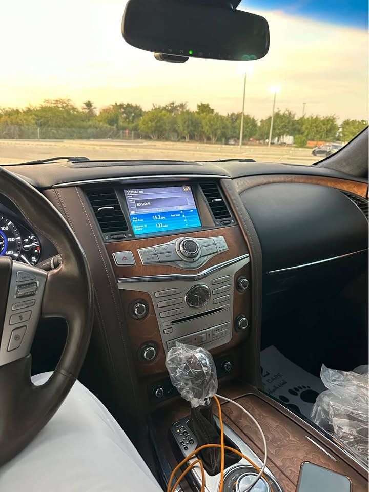 2015 Infiniti QX80