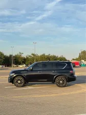 2015 Infiniti QX80