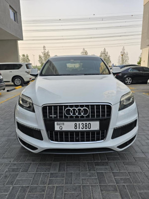 2015 Audi Q7 in dubai