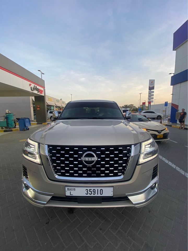 Nissan patrol 2011 محول 2023