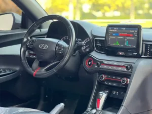 2020 Hyundai Veloster