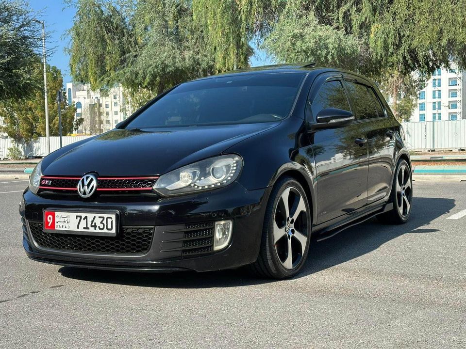 2012 Volkswagen Golf in dubai