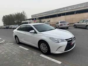 2017 Toyota Camry in dubai