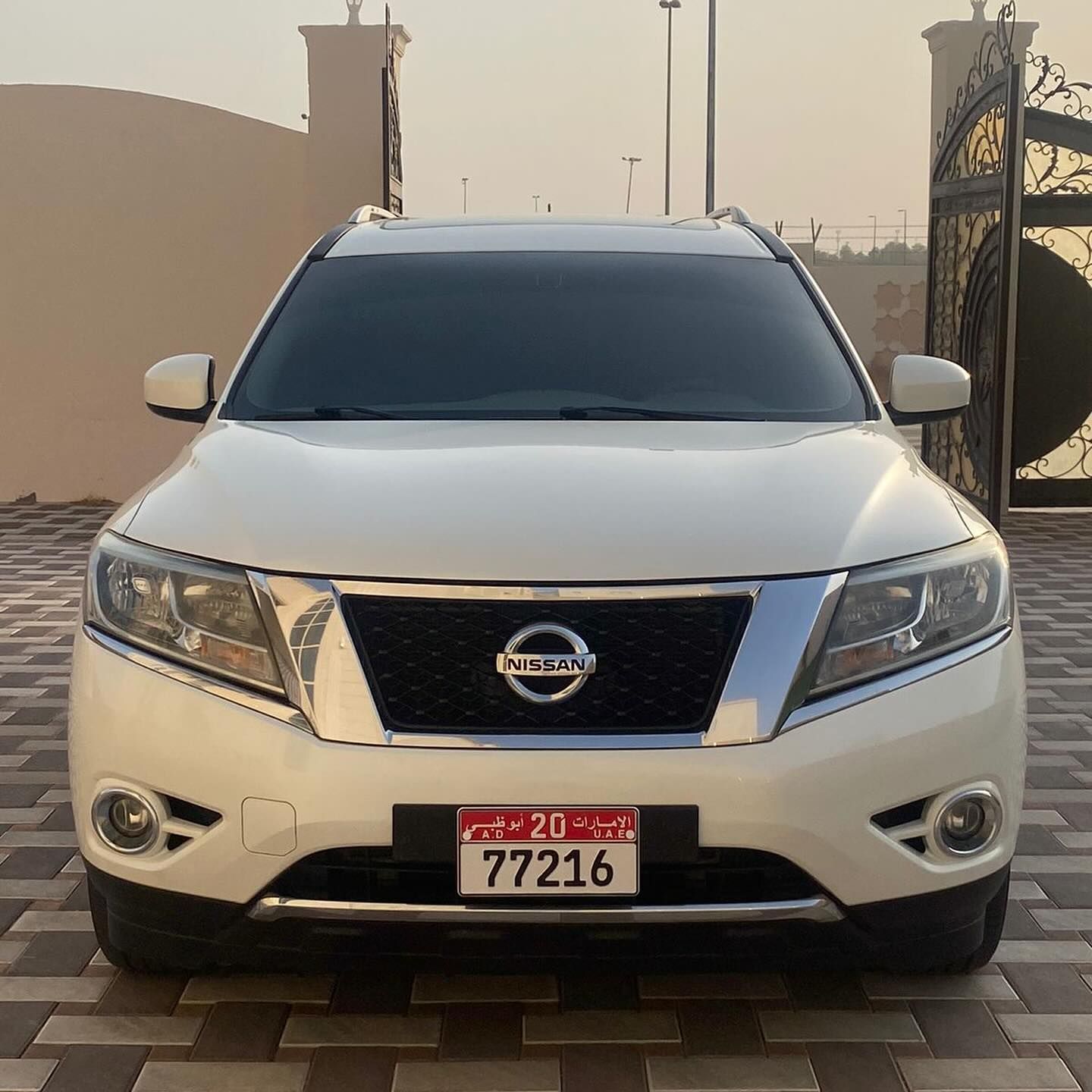 2015 Nissan Pathfinder in dubai