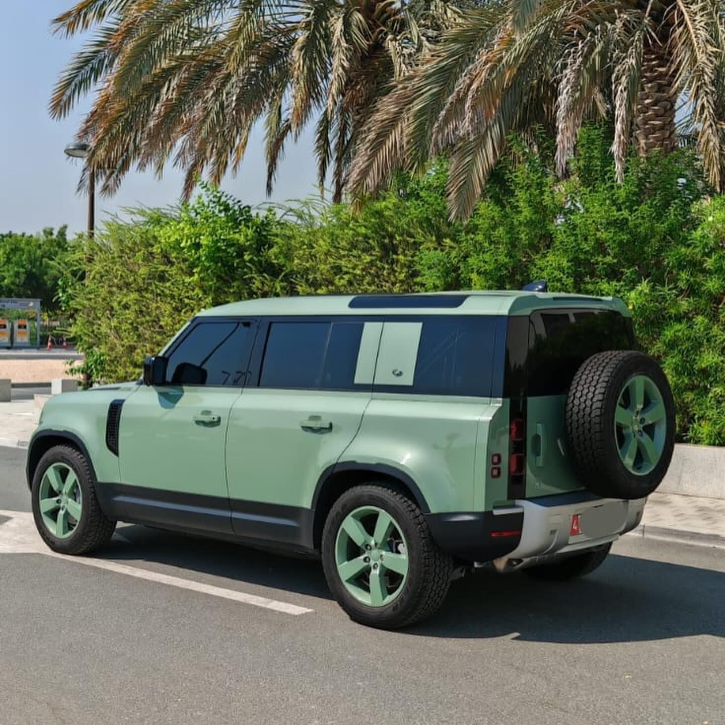 2023 Land Rover Defender