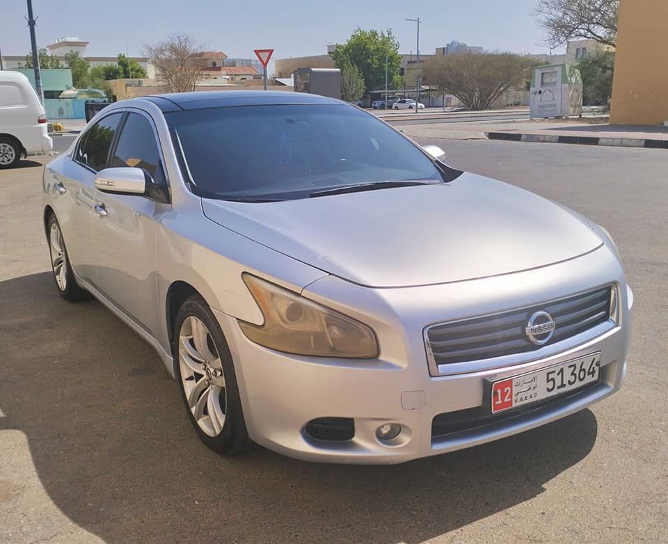 2010 Nissan Maxima in dubai