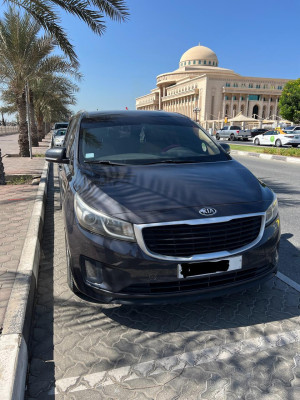 2016 Kia Carnival