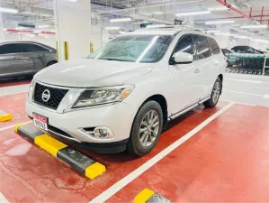 2013 Nissan Pathfinder in dubai