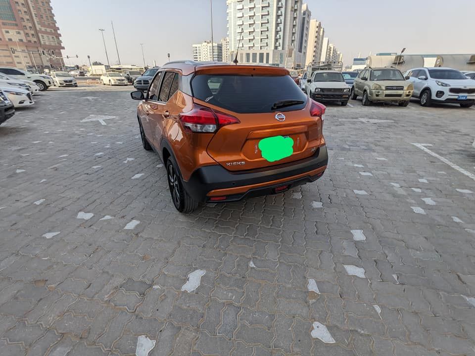 2020 Nissan KICKS