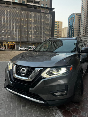 2017 Nissan Rogue in dubai