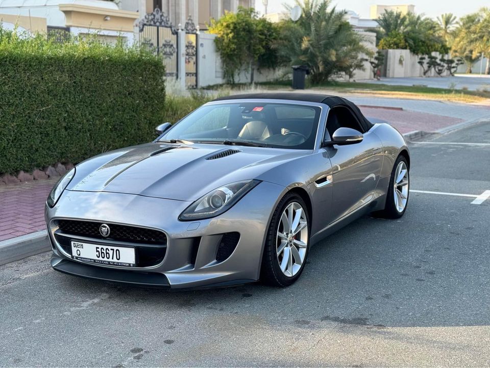 2014 Jaguar F-Type in dubai