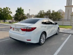 2015 Lexus ES