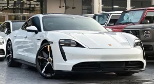 2021 Porsche Taycan in dubai