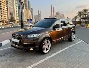 2014 Audi Q7 in dubai