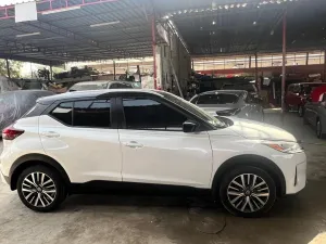 2021 Nissan KICKS