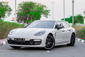 2018 Porsche Panamera