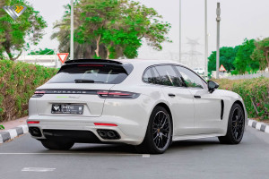 2018 Porsche Panamera