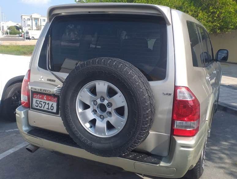 2006 Mitsubishi Pajero