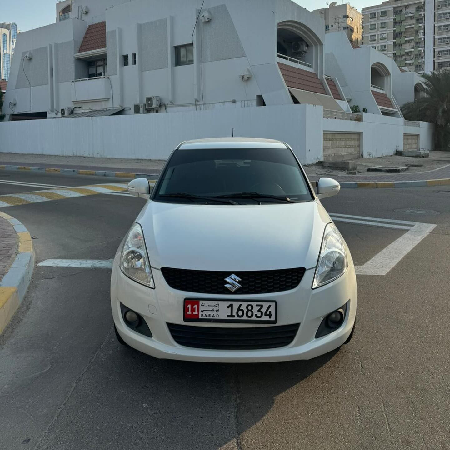 2015 Suzuki Swift in dubai