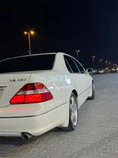 2004 Lexus LS