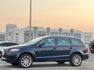 2013 Audi Q7 in dubai