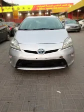 2013 Toyota Prius in dubai