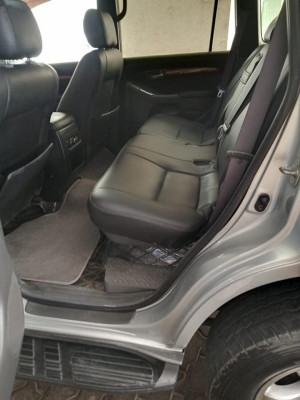 2005 Toyota Prado