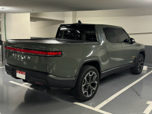 2022 Rivian Rt1