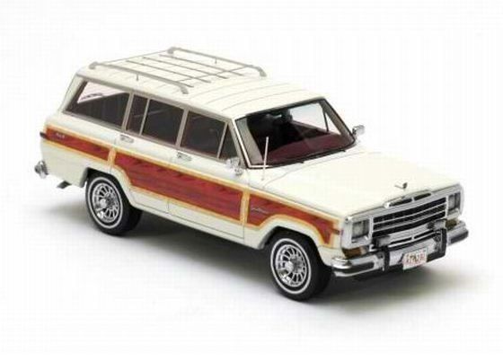 1991 Jeep Grand Wagoneer in dubai