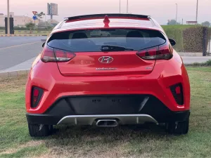 2020 Hyundai Veloster