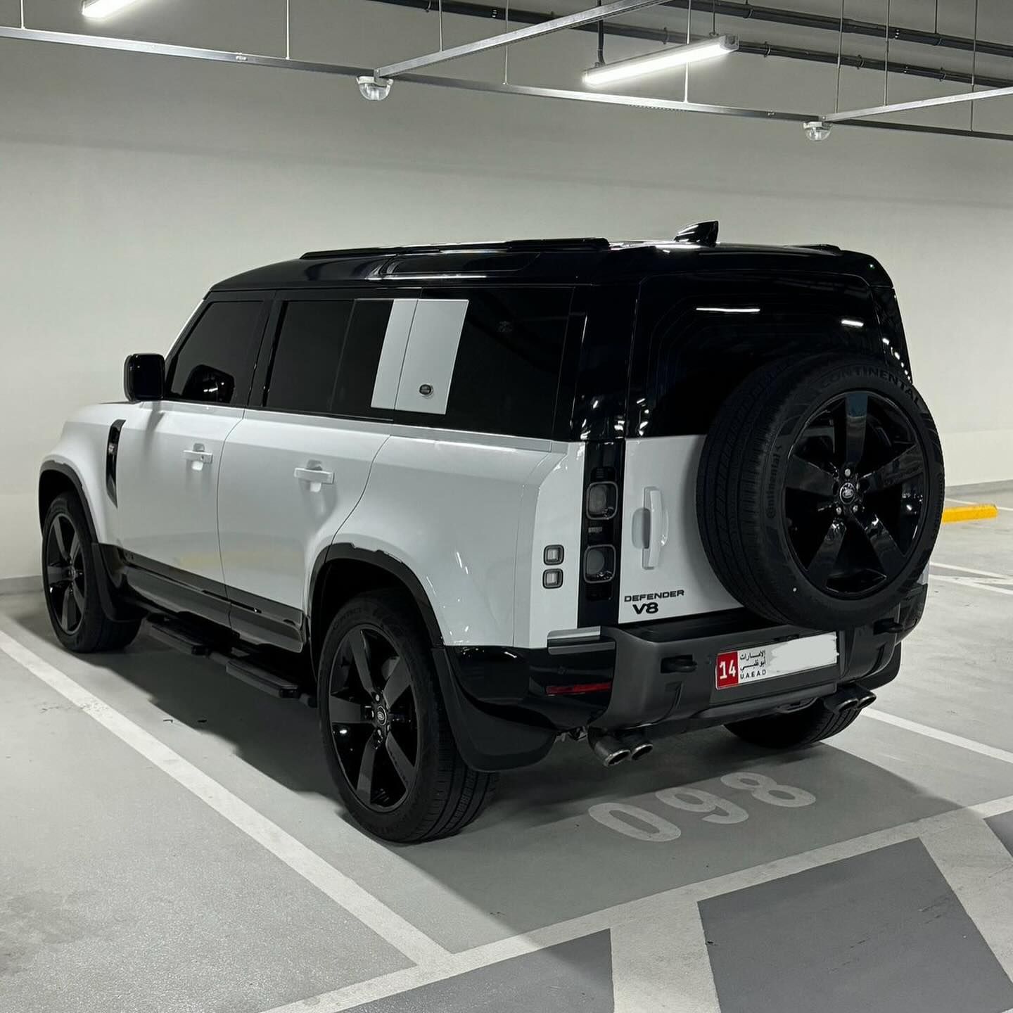 2023 Land Rover Defender