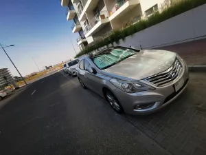 2012 هيونداي أزيرا in dubai