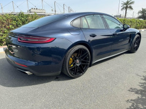 2018 Porsche Panamera