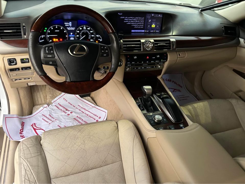 2013 Lexus LS