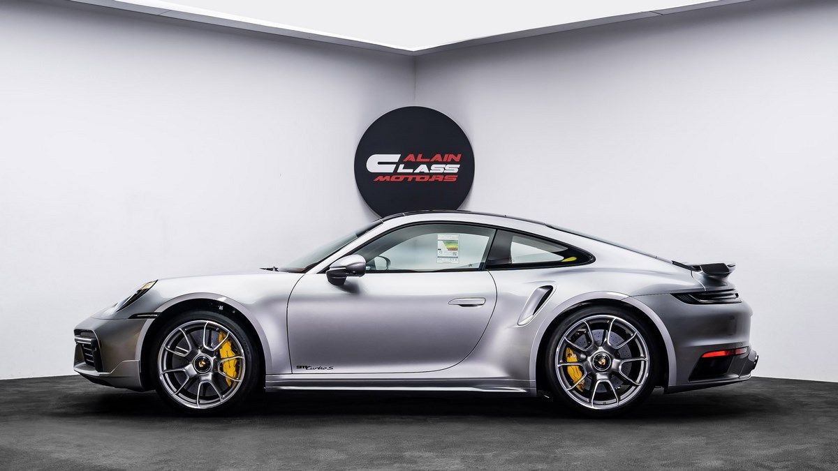 2024 Porsche 911 Carrera