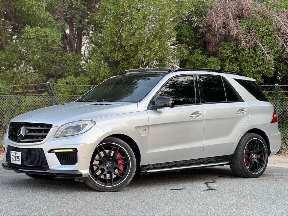 Mercedes Benz ml 63 amg 2013 gcc low km