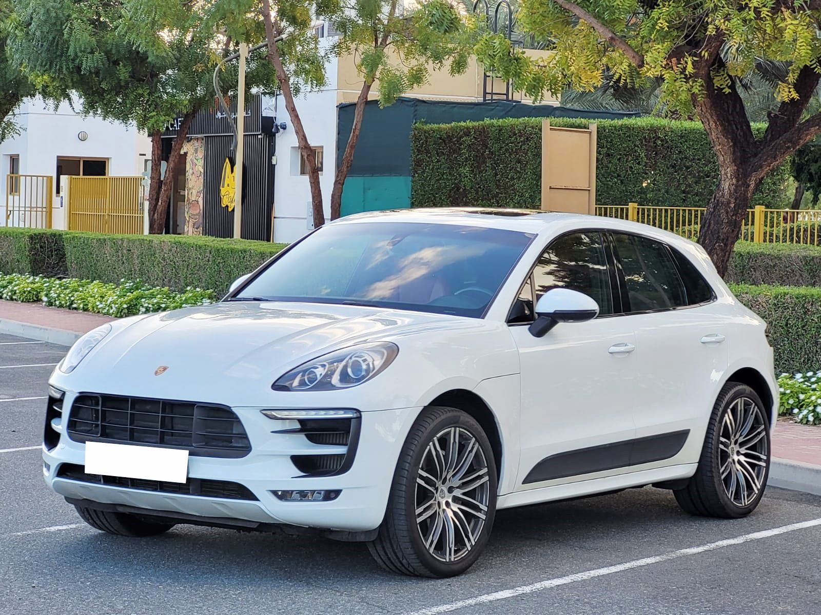 2015 Porsche Macan