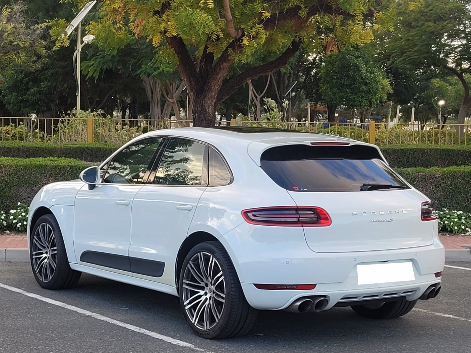 2015 Porsche Macan