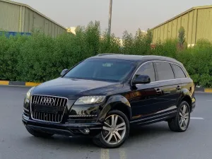 2015 Audi Q7 in dubai