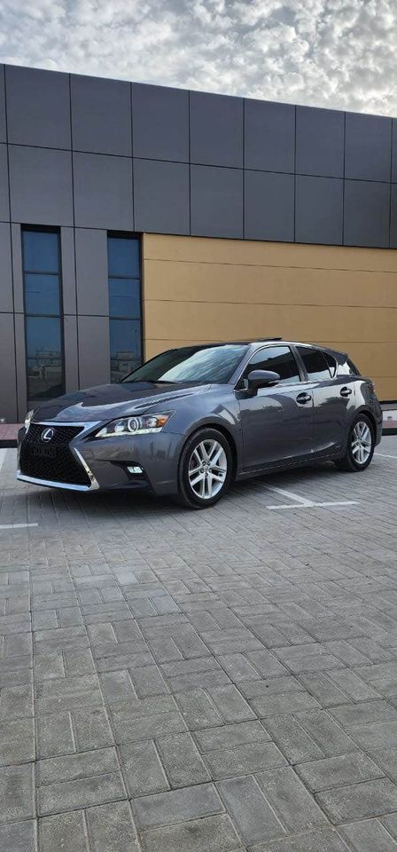 2015 Lexus CT200H in dubai